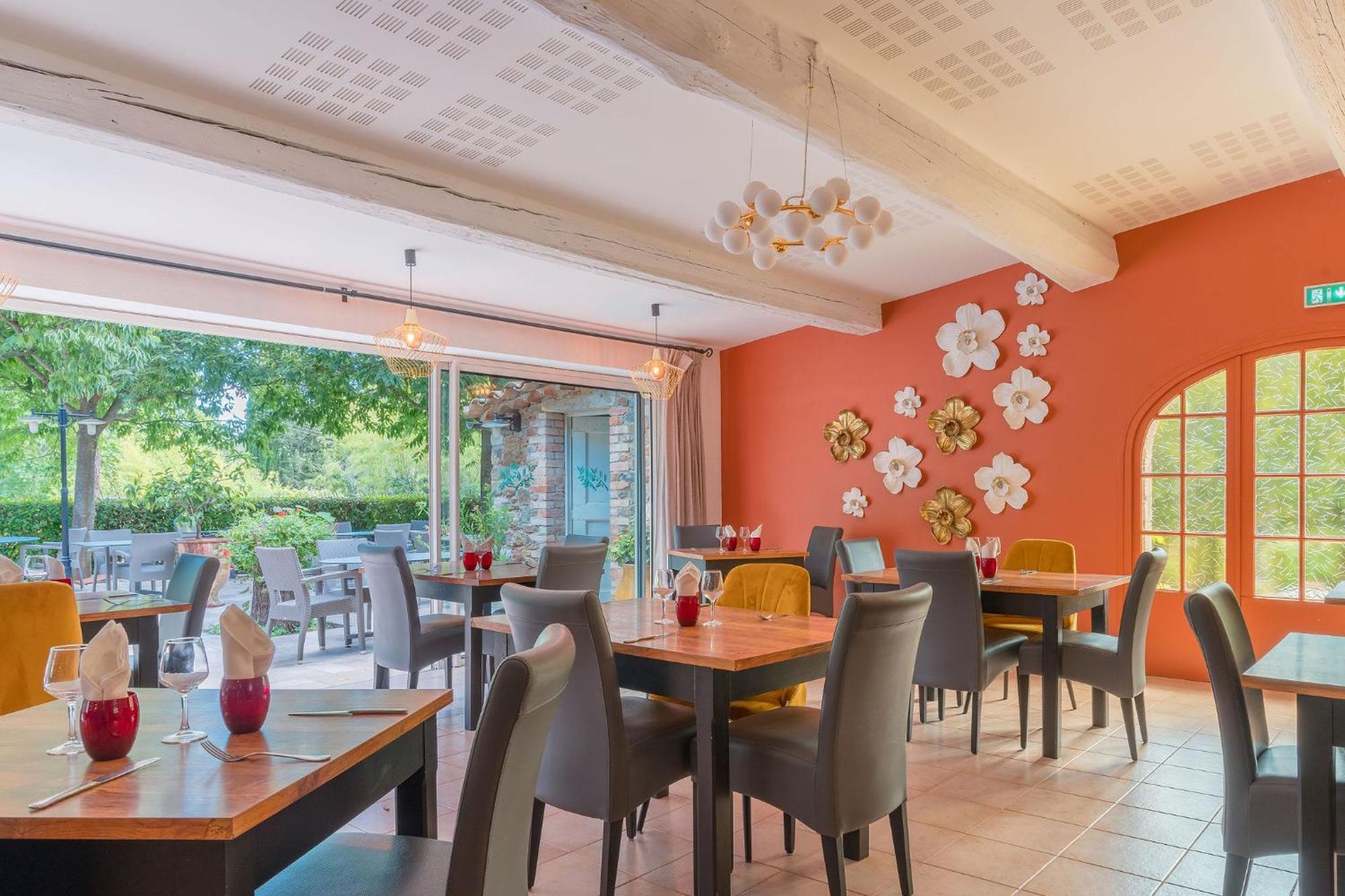 Logis Hotel Restaurant Le Pradinas Anduze Εξωτερικό φωτογραφία