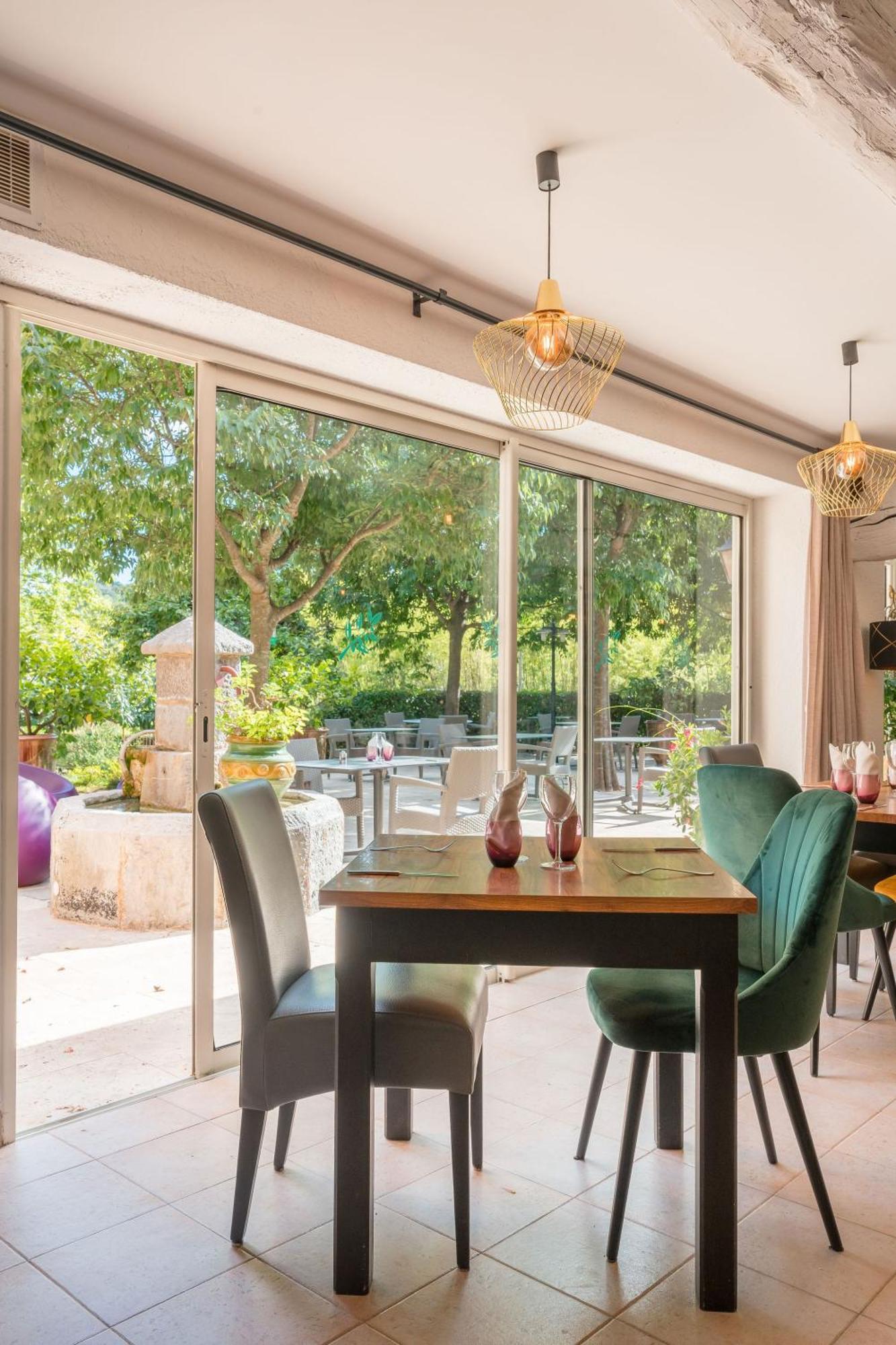 Logis Hotel Restaurant Le Pradinas Anduze Εξωτερικό φωτογραφία